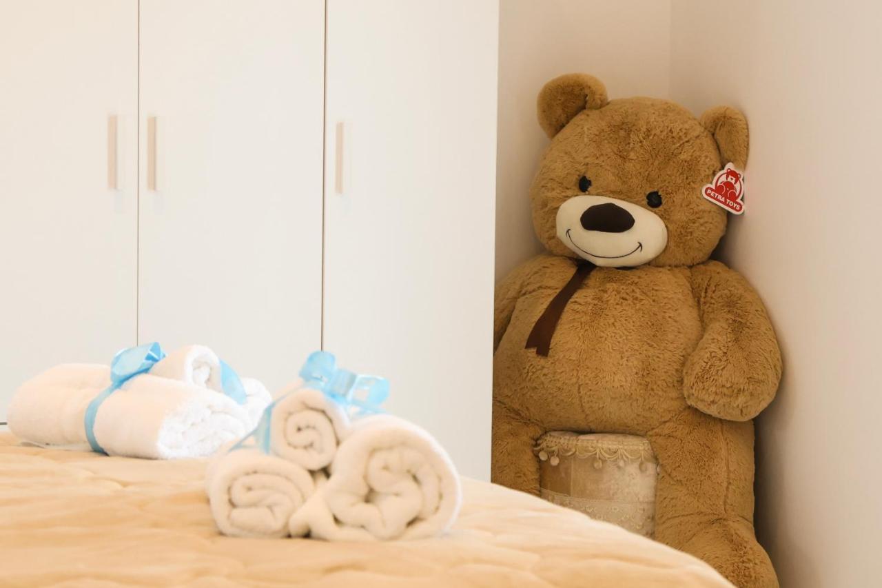 House Emy In Central Napoli Ngoại thất bức ảnh